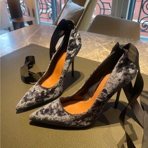 Zara Black and Gray Velvet Heels
